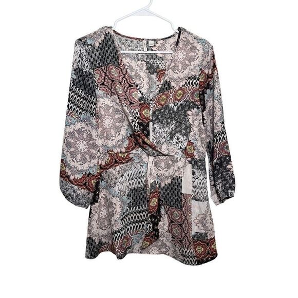 Cato Blouse Women's Large V-Neck 3/4 Sleeve Boho Colorful Twist 3/4 Sleeve - Picture 1 of 9